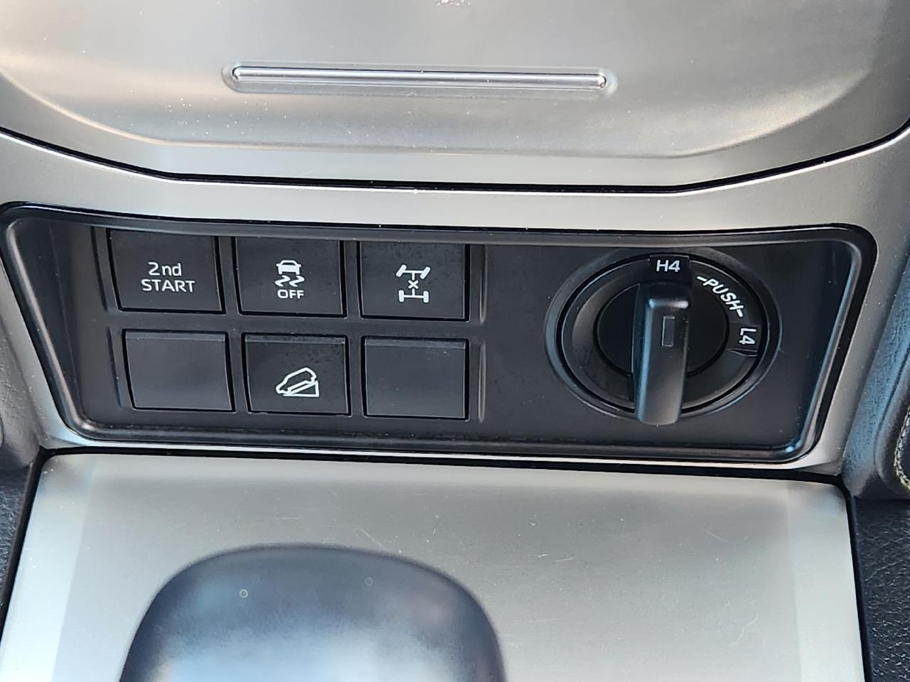 2019 Toyota Land Cruiser Prado