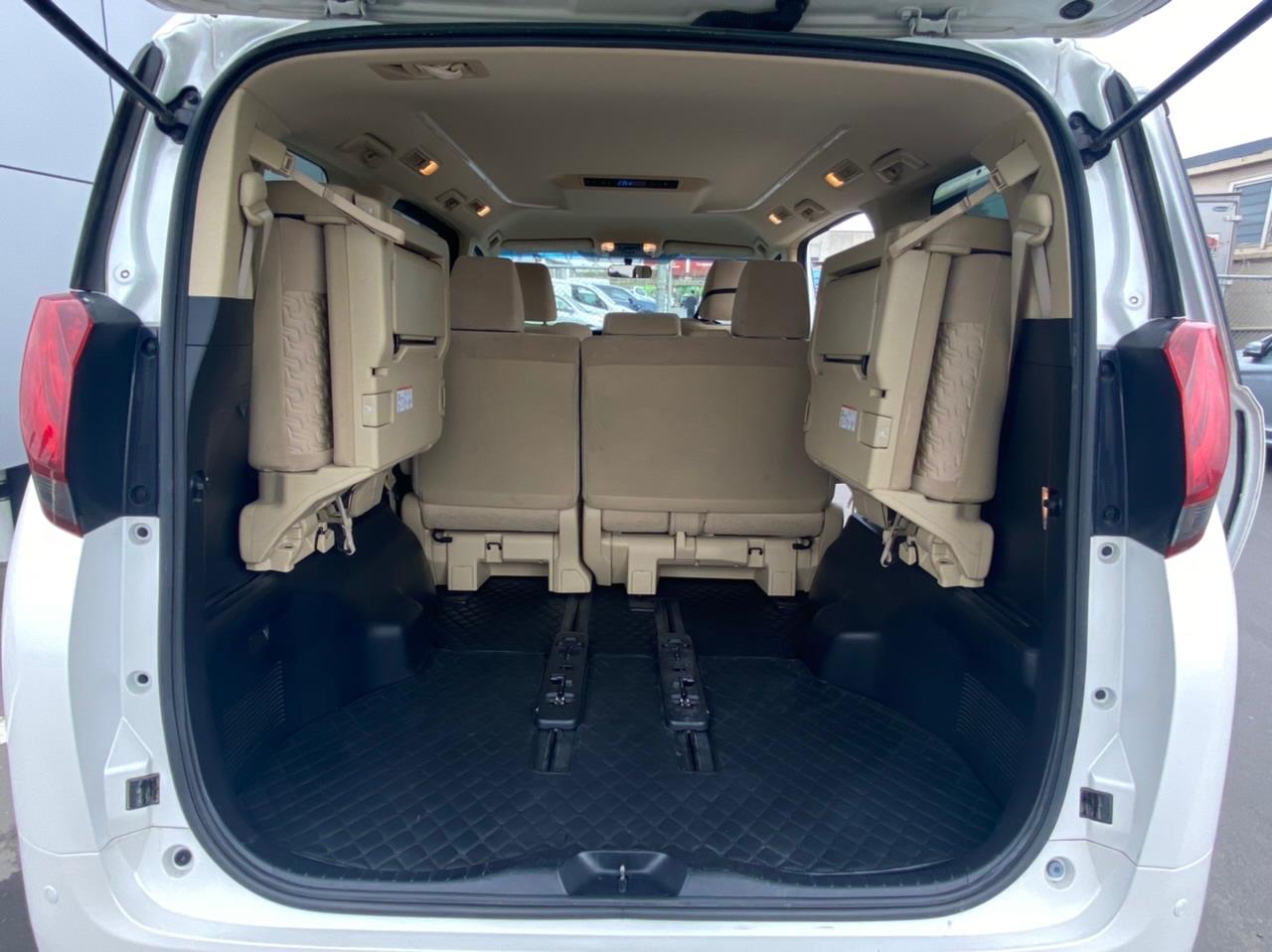2016 Toyota ALPHARD