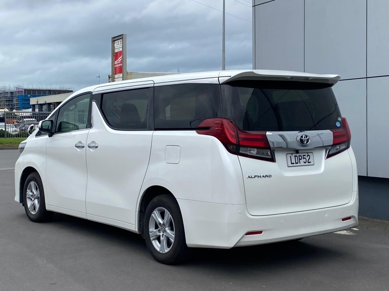 2016 Toyota ALPHARD