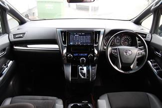 2017 Toyota ALPHARD - Thumbnail