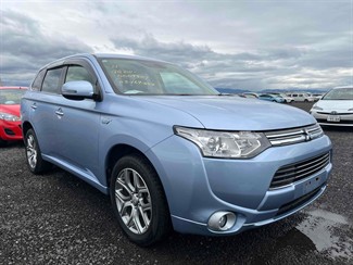 2014 Mitsubishi OUTLANDER - Thumbnail